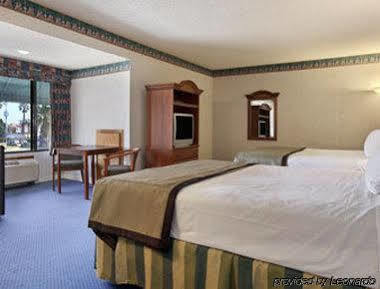 Travelodge By Wyndham Ocean Front Sunset Beach Exterior photo
